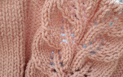 Bluză tricotată „Quick&Easy” Roz, model cu frunze